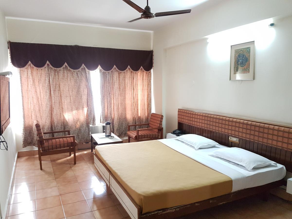 Hotel Siddhartha Hyderabad Bagian luar foto